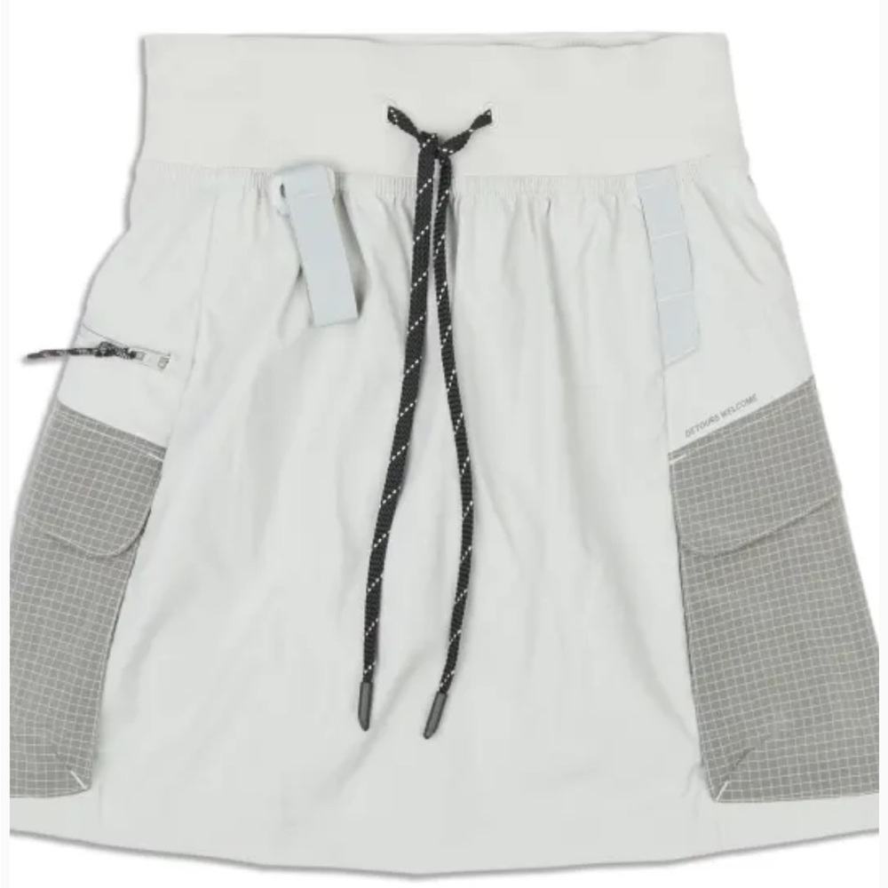 Lululemon Cargo Pocket Hiking Skort - 8